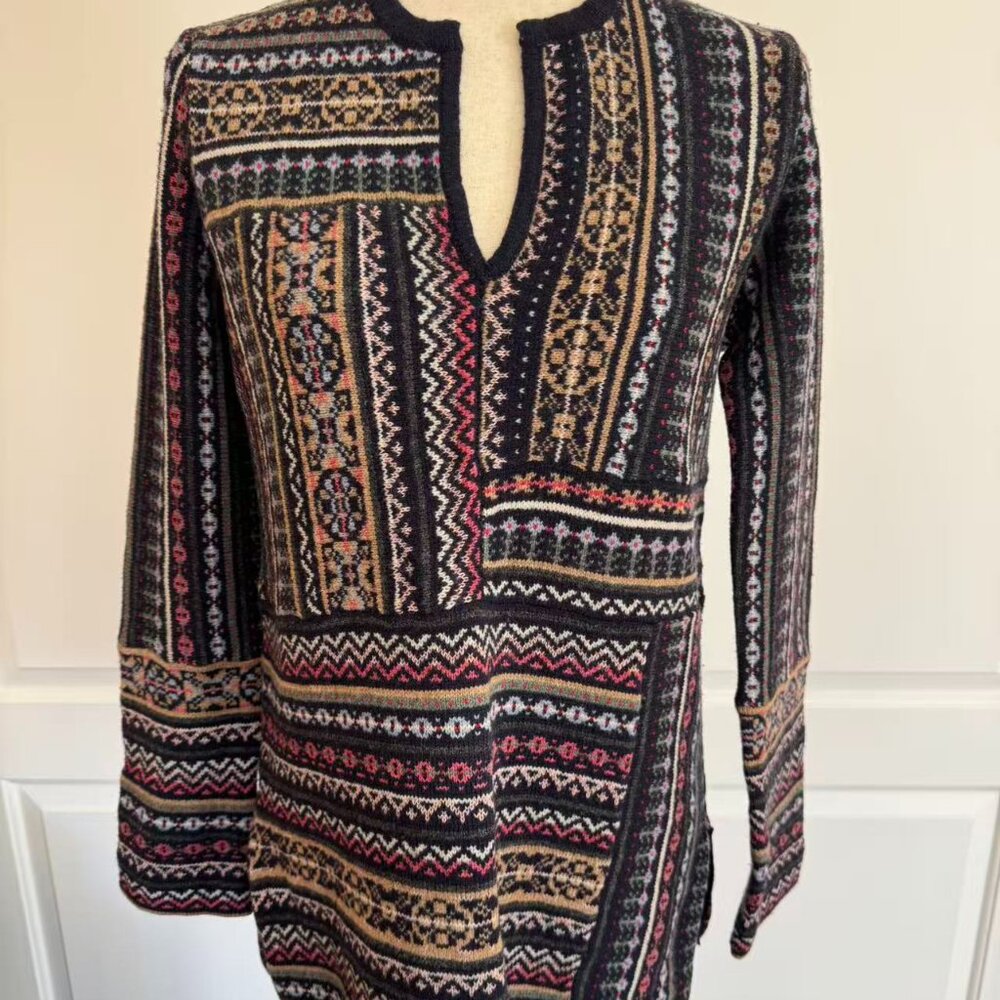 Tory Burch Mixed Pattern Wool blend sweater, Sz S